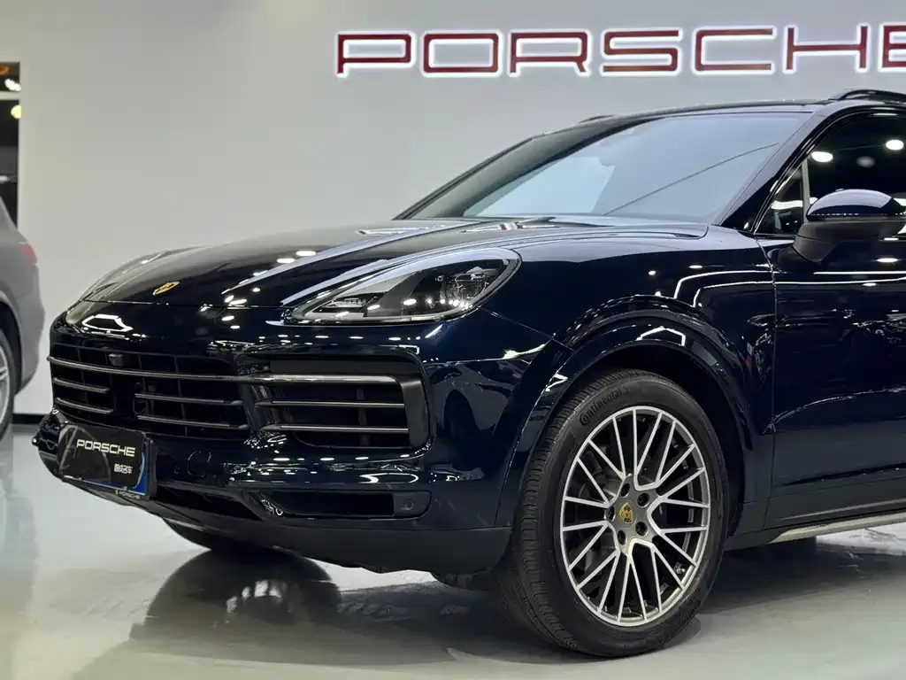Porsche Cayenne — фото 2