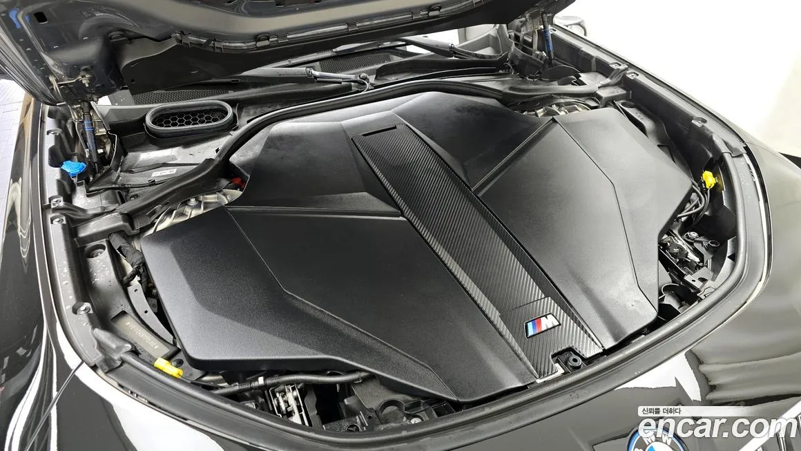 BMW i7 — фото 10