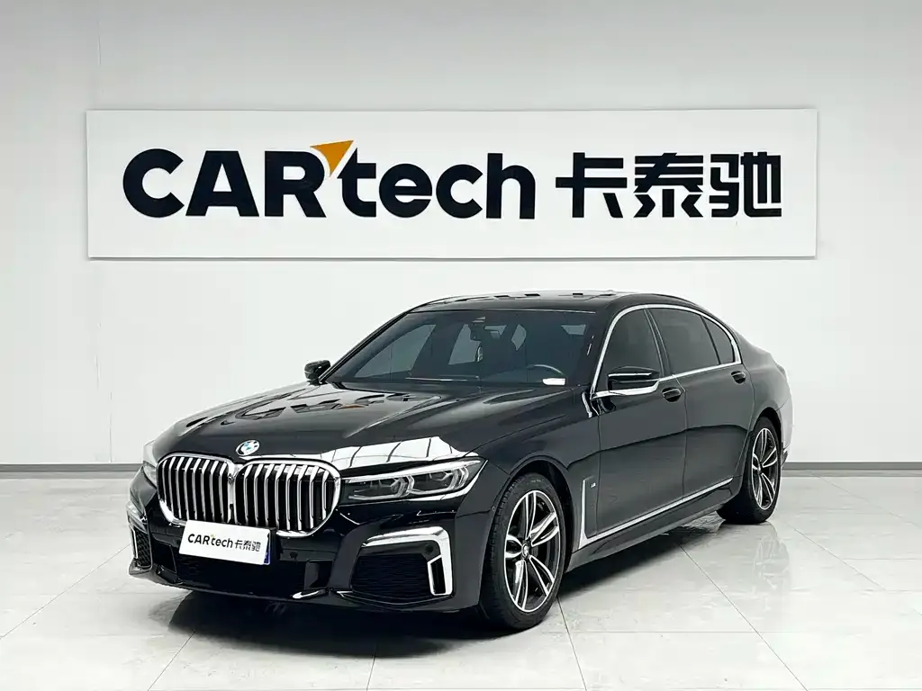 BMW 7 Series — фото 1
