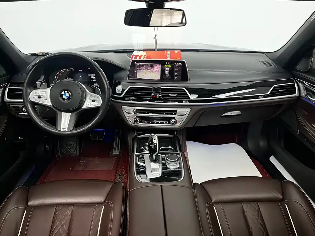 BMW 7 Series — фото 4