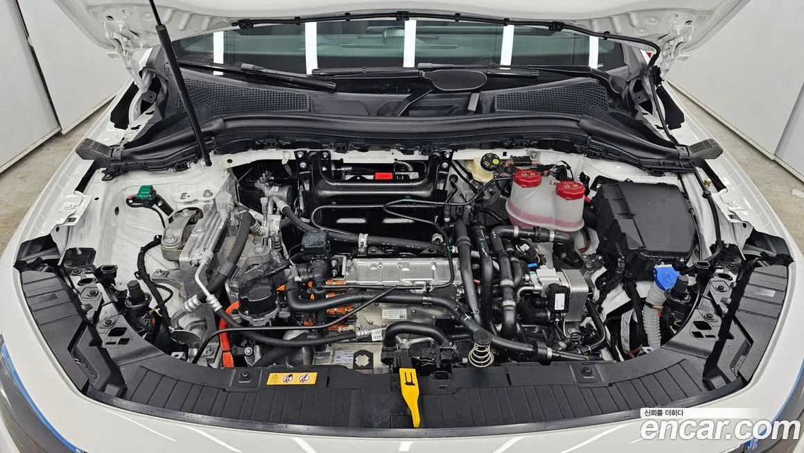 Mercedes-Benz EQA — фото 10