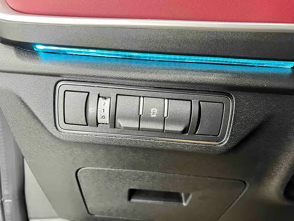 Jetour X70 PLUS — фото 10