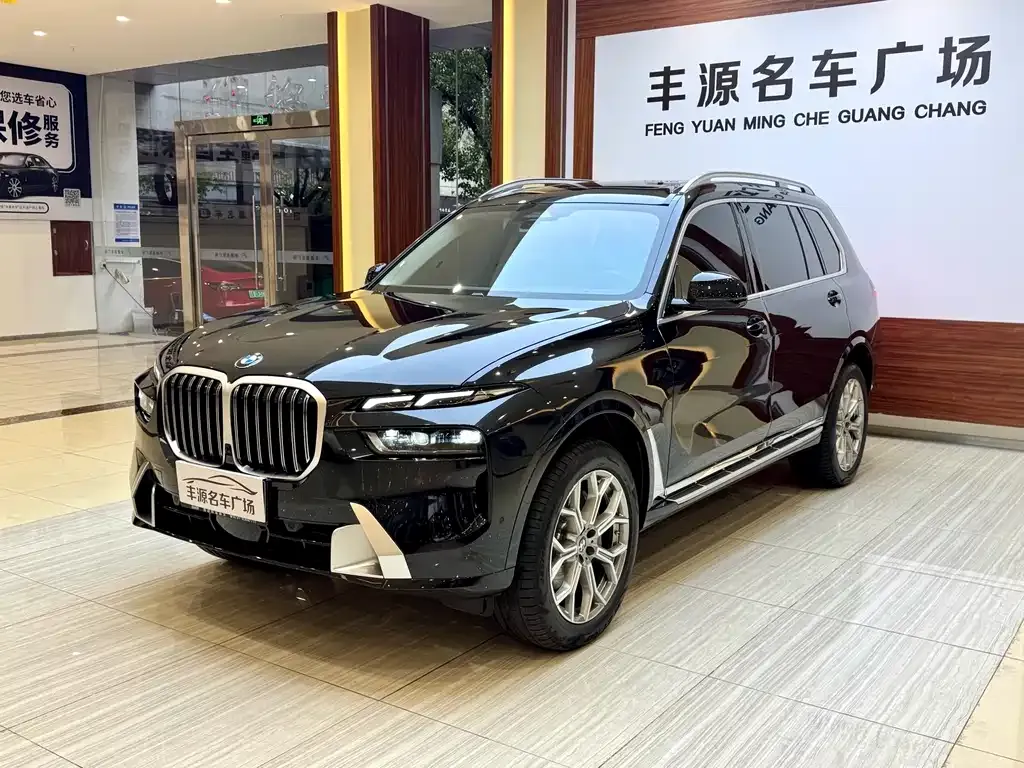 BMW X7 — фото 1
