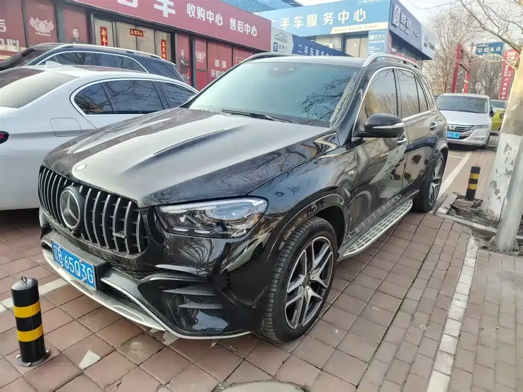 Mercedes-Benz GLE AMG — фото 1