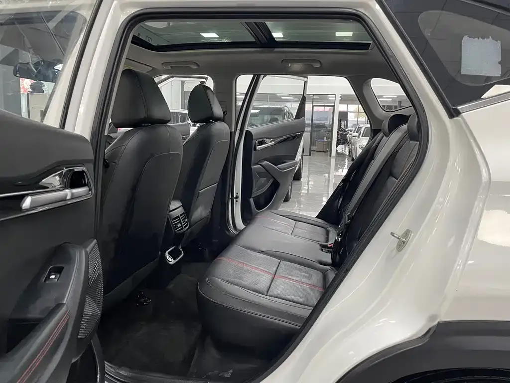 Kia KX3 — фото 9