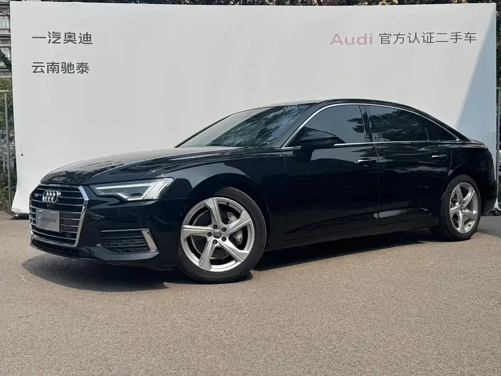Audi A6L — фото 1