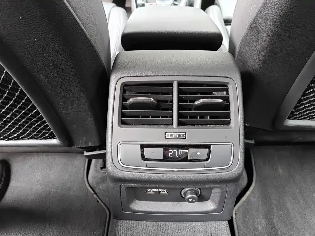 Audi A5 (Import) — фото 2