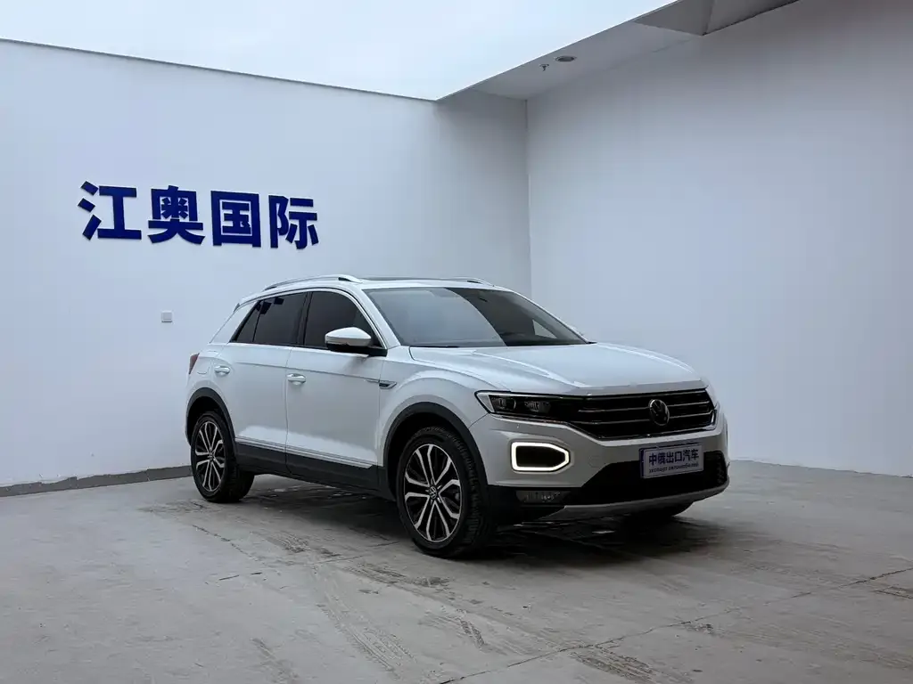 Volkswagen T-Roc — фото 2