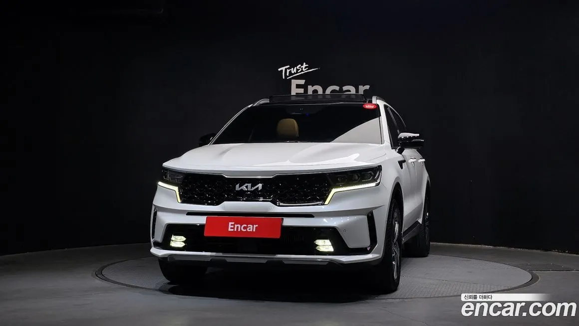 Kia Sorento — фото 4