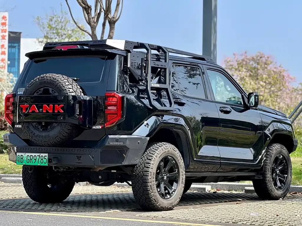 Tank 400 New Energy — фото 10