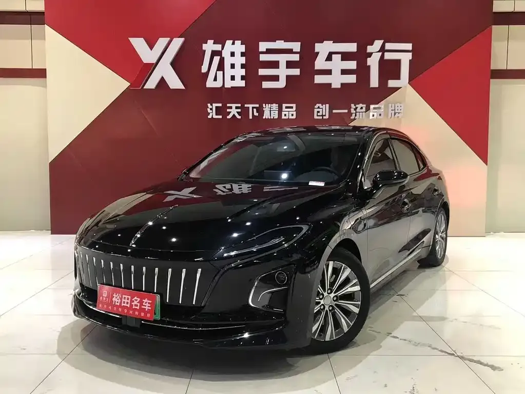 Hongqi E-QM5 — фото 1