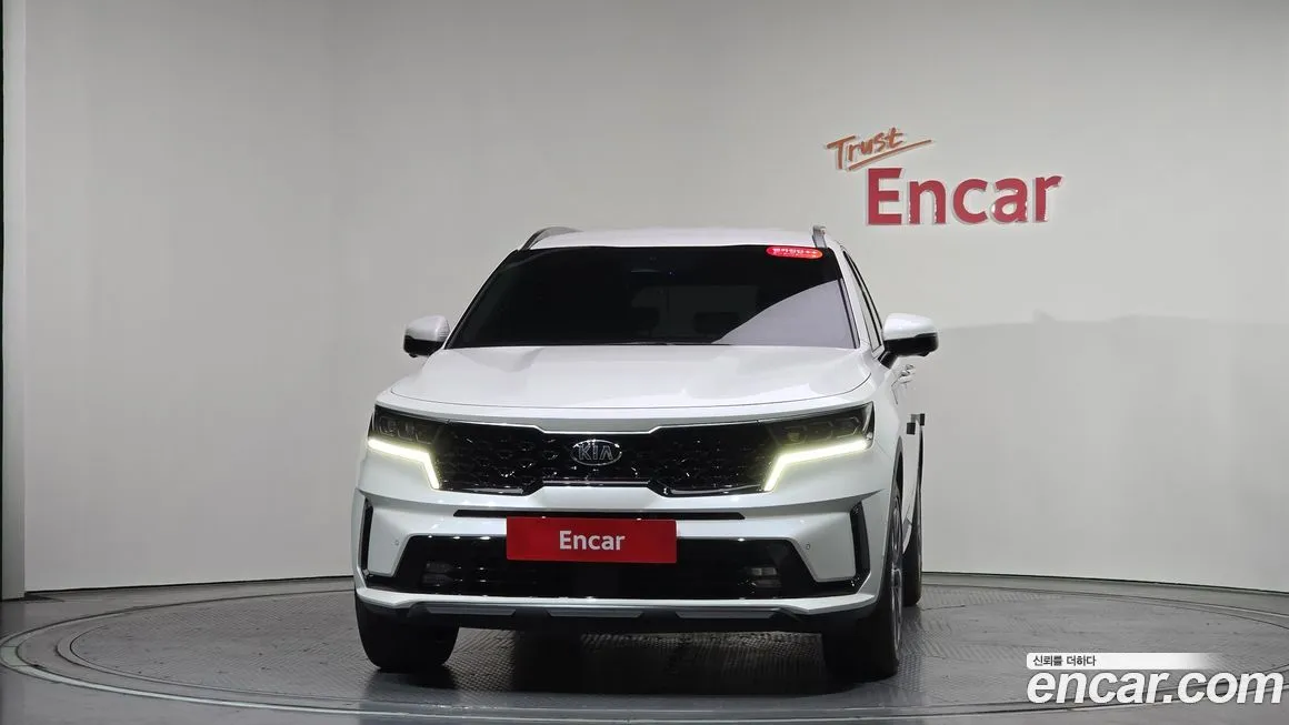 Kia Sorento — фото 9