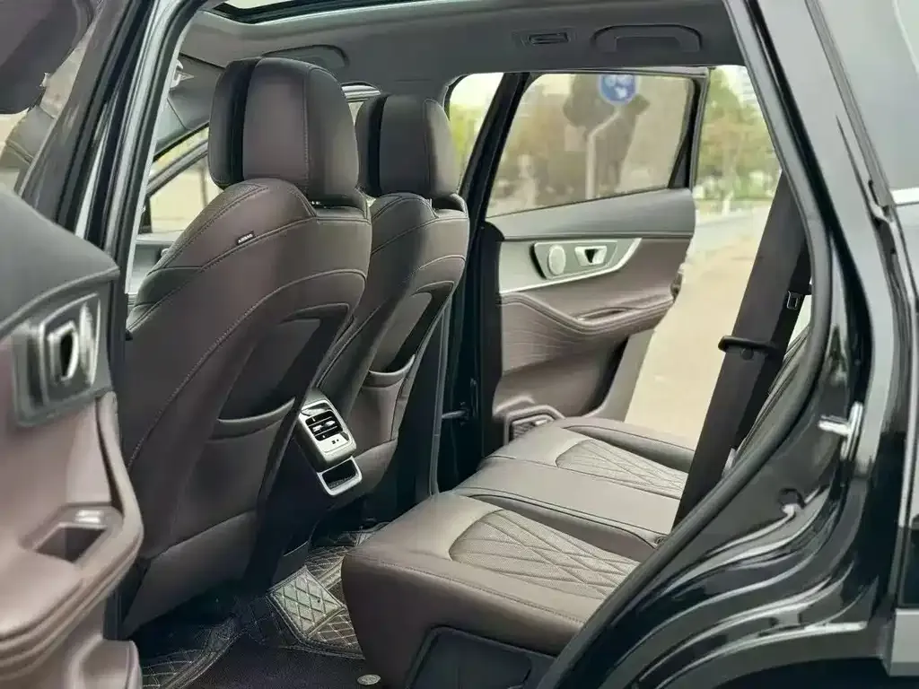 Chery Tiggo 8 PRO — фото 8