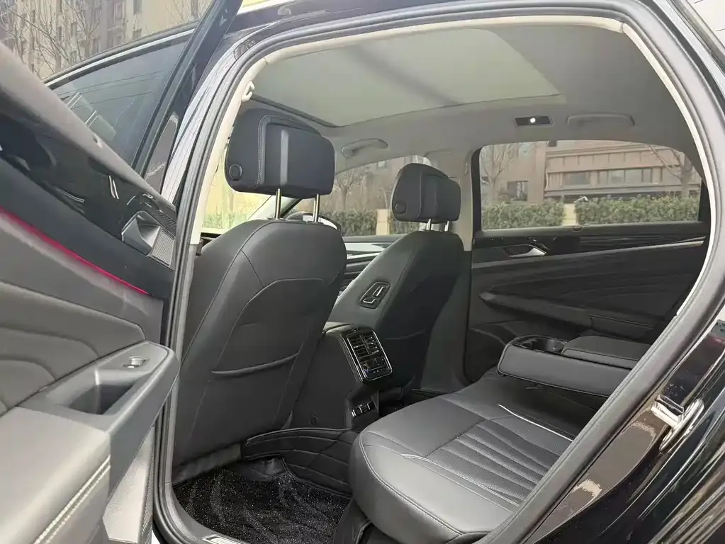 Volkswagen Passat — фото 4