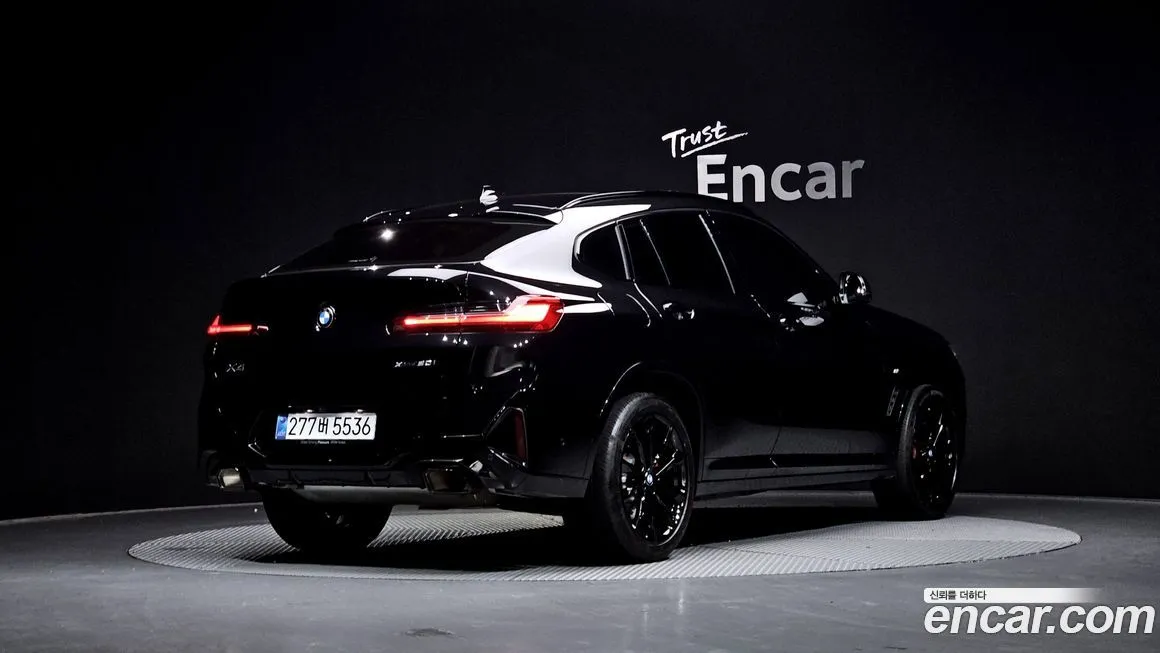 BMW X4 — фото 4
