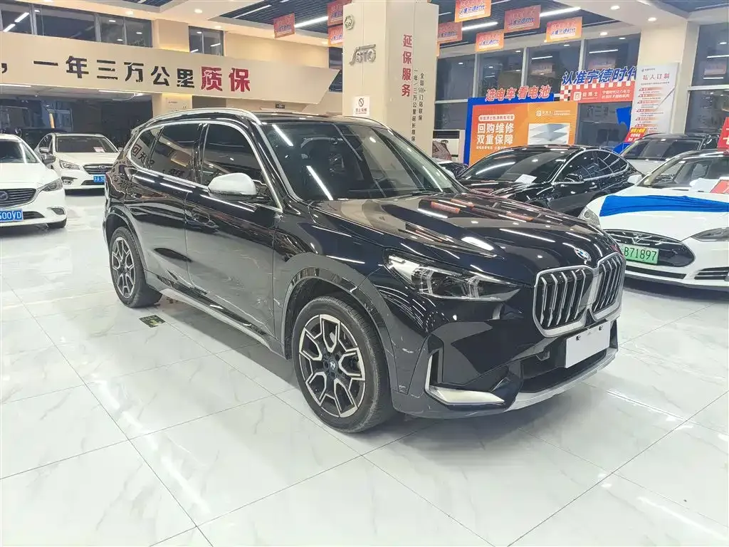 BMW X1 — фото 10
