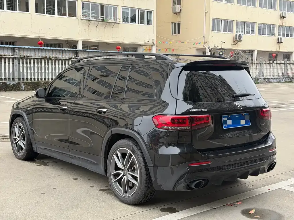 Mercedes-Benz GLB AMG — фото 6