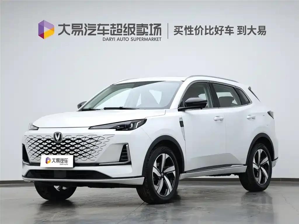 Changan CS55PLUS — фото 1
