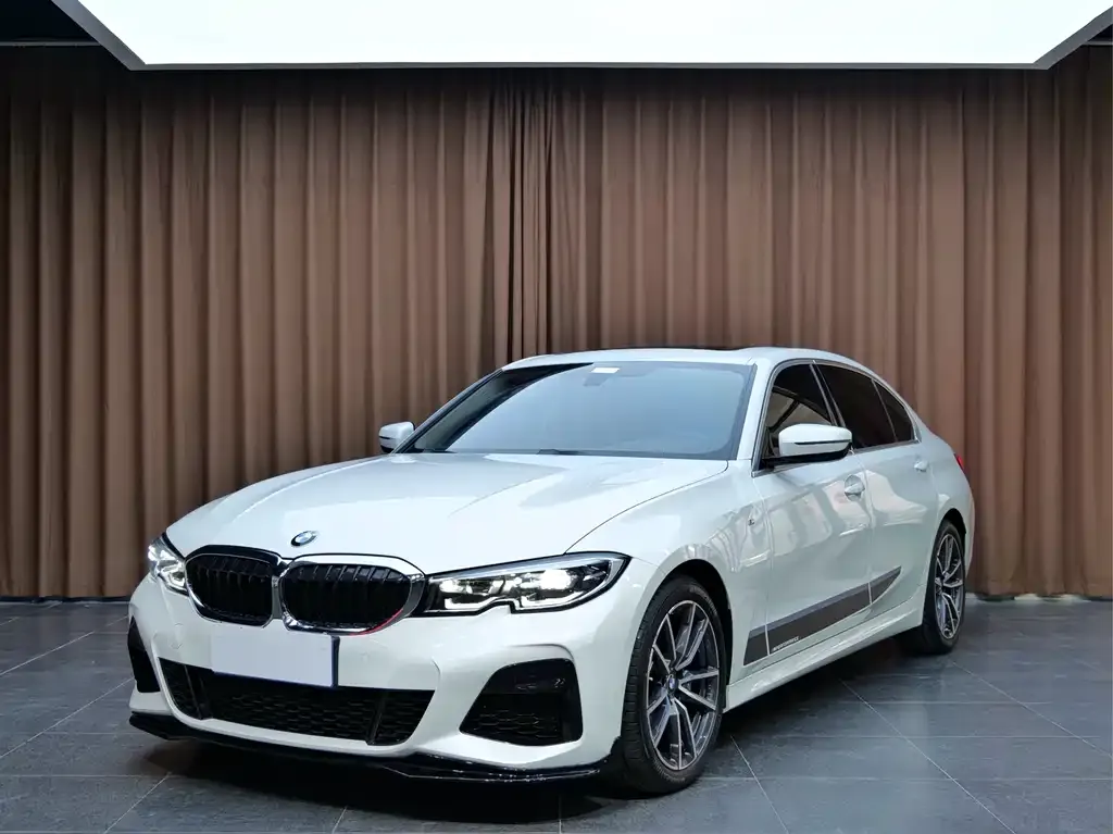 BMW 3 Series — фото 1