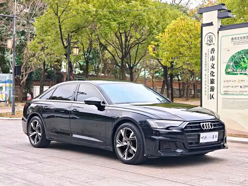 Audi A6L — фото 10