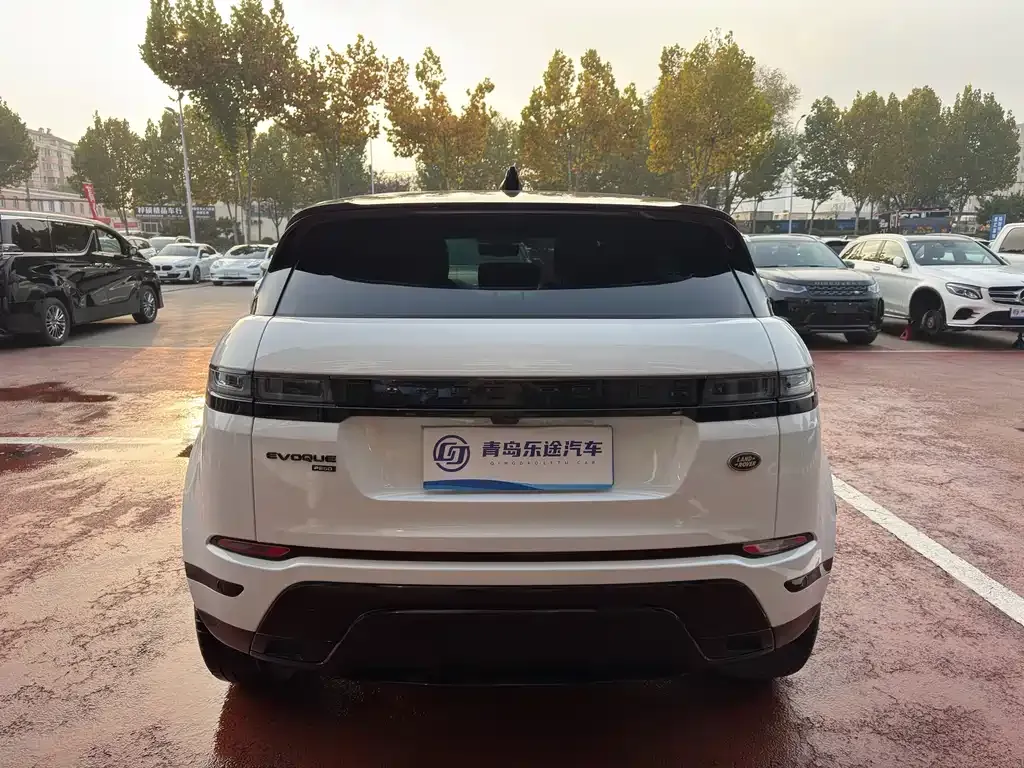 Land Rover Evoque — фото 8