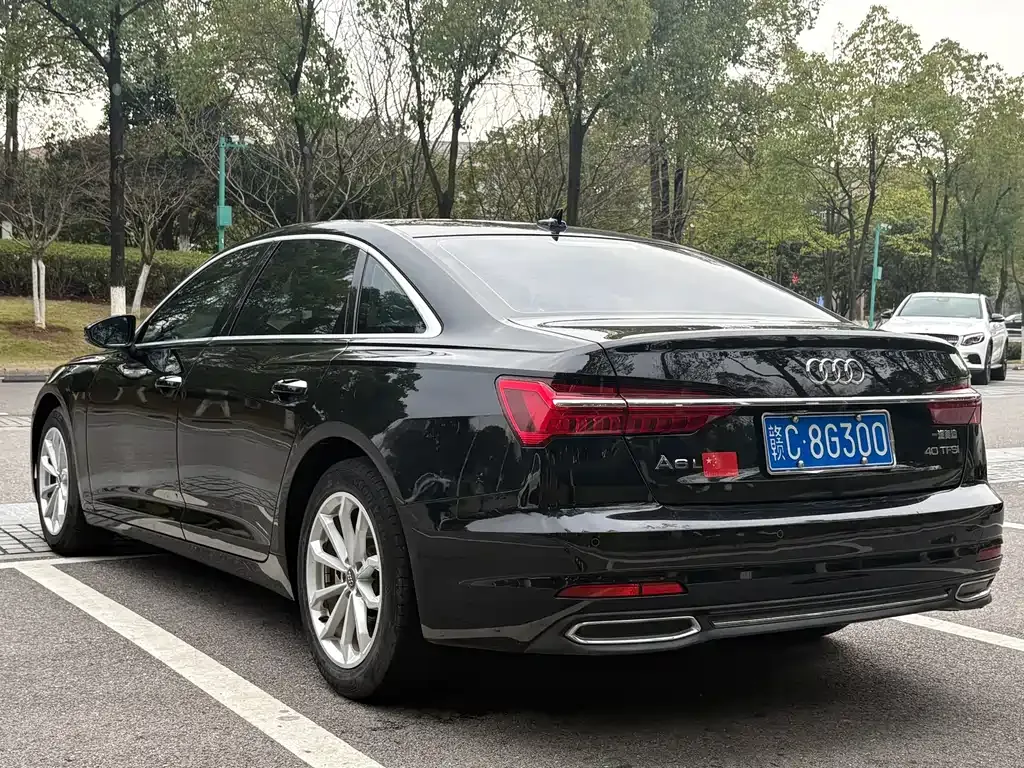 Audi A6L — фото 6