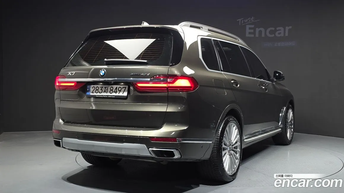 BMW X7 — фото 2