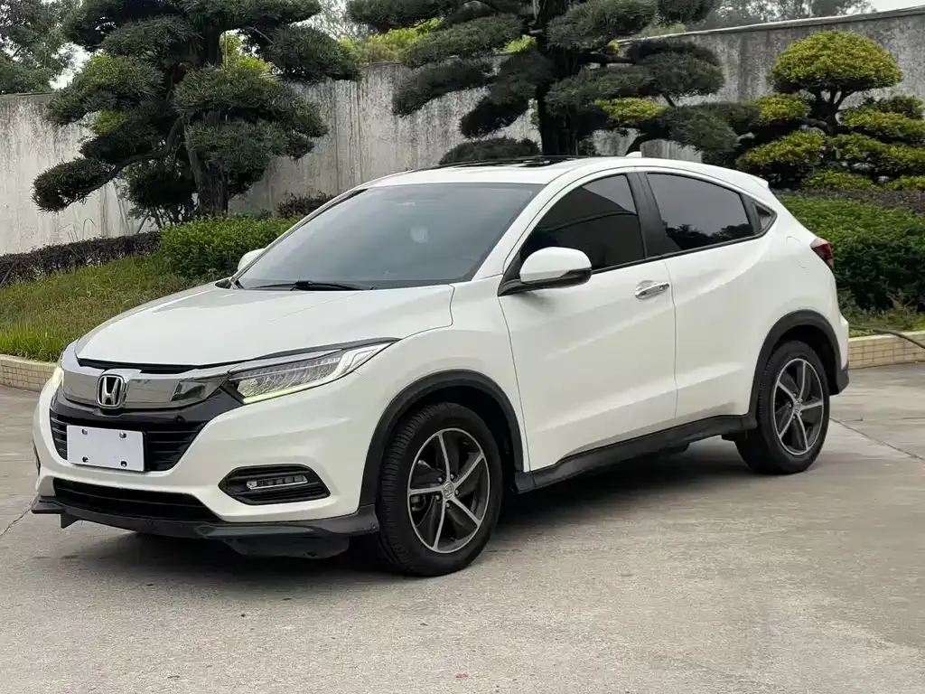 Honda Vezel — фото 1
