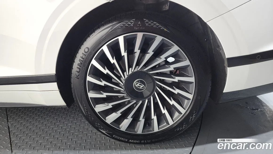 Hyundai Grandeur — фото 10