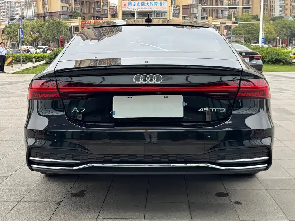 Audi A7 — фото 6