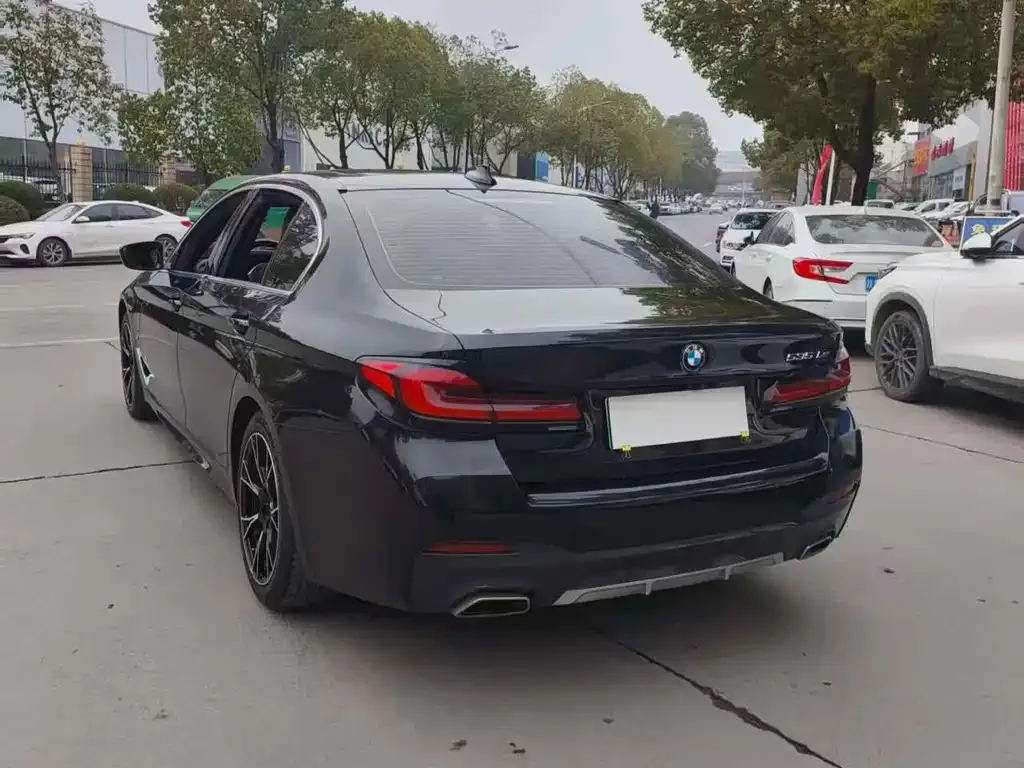 BMW 5 Series New Energy — фото 7