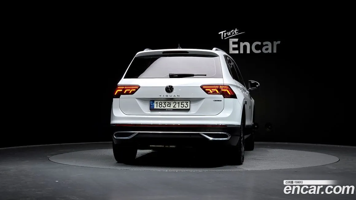 Volkswagen Tiguan — фото 4