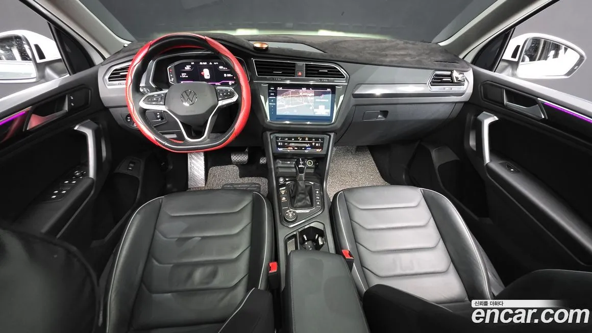 Volkswagen Tiguan — фото 7