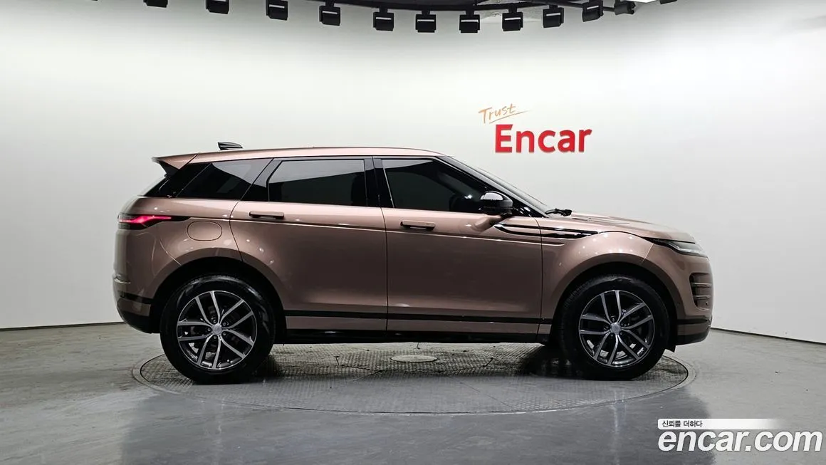 Land Rover Range Rover Evoque — фото 7