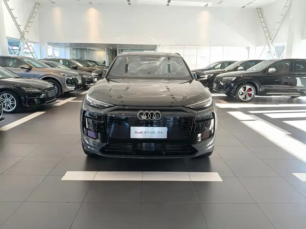 Audi Q6L e-tron — фото 4