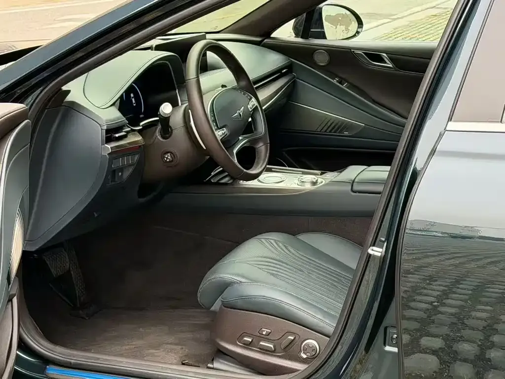 Genesis G80 — фото 9
