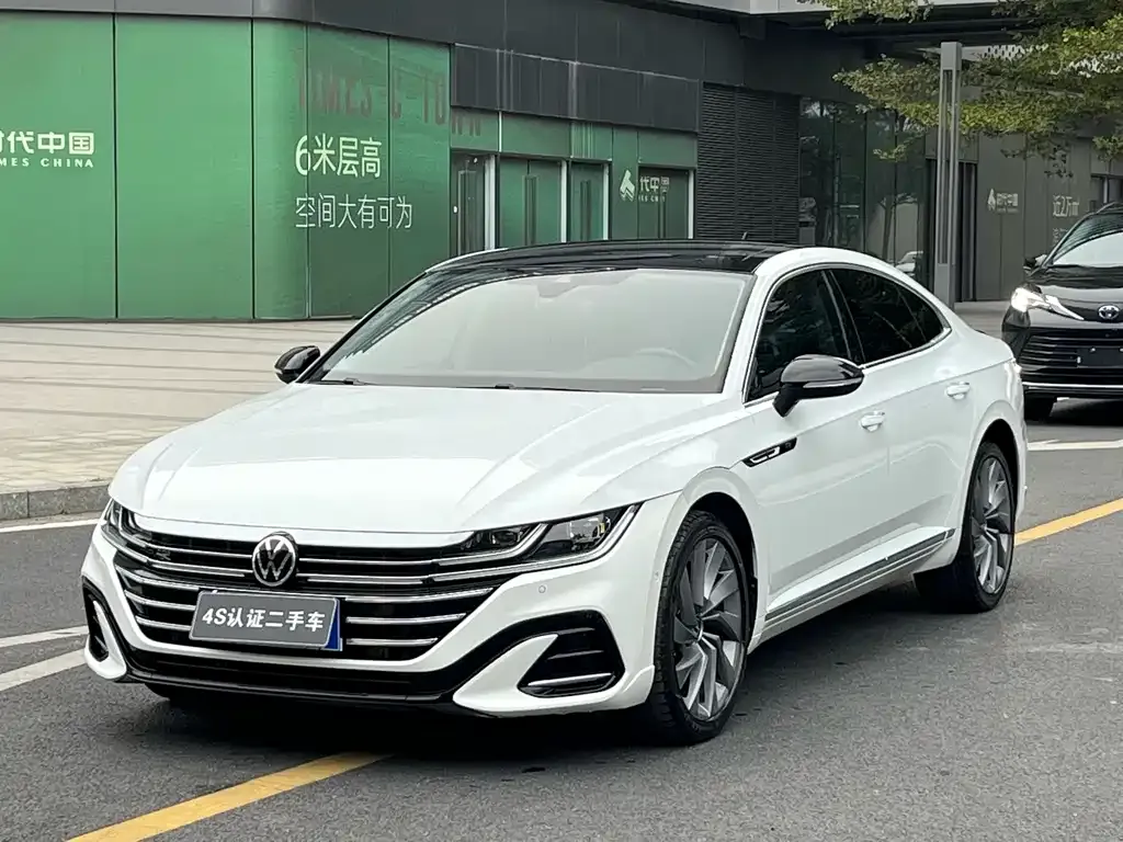 Volkswagen CC — фото 1