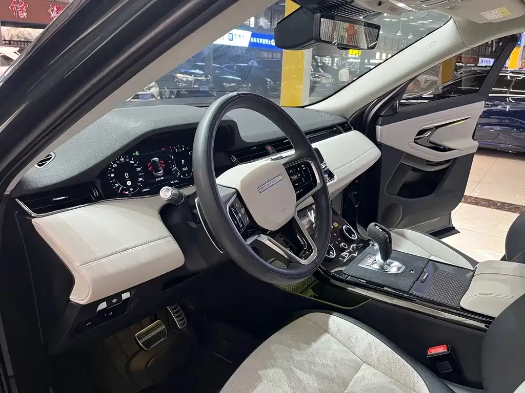 Land Rover Evoque — фото 4