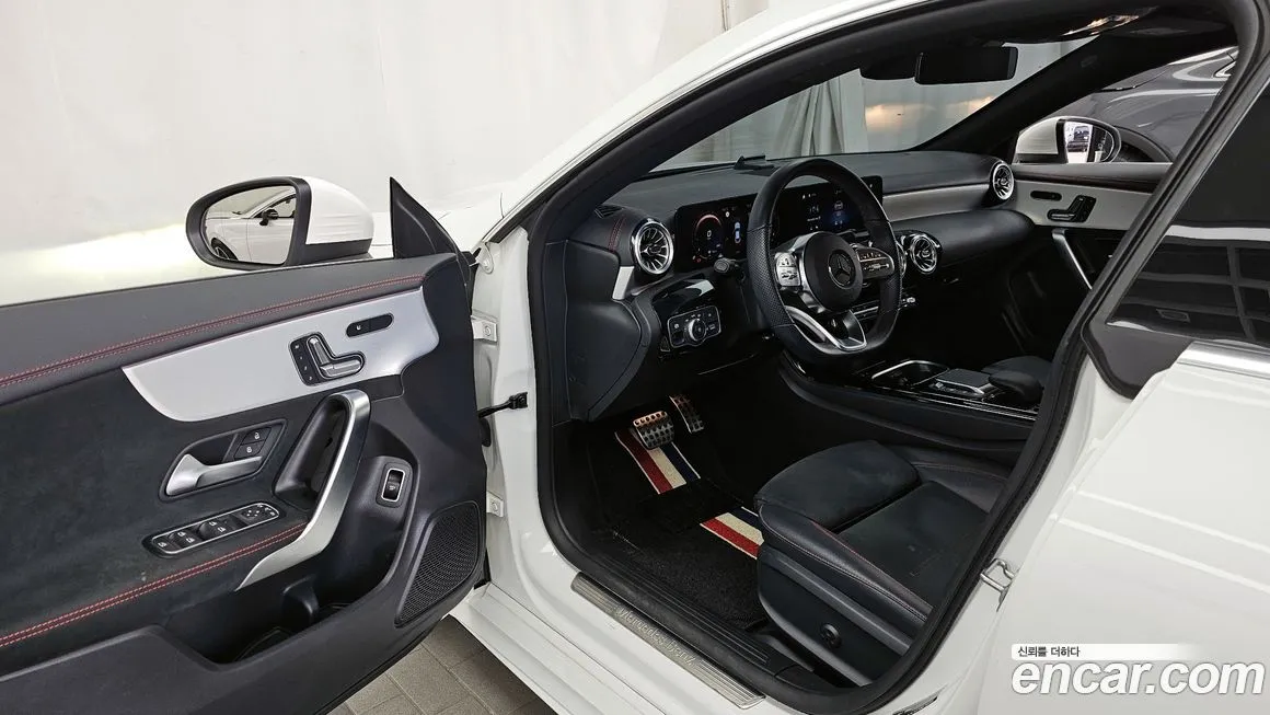 Mercedes-Benz CLA-Class — фото 10