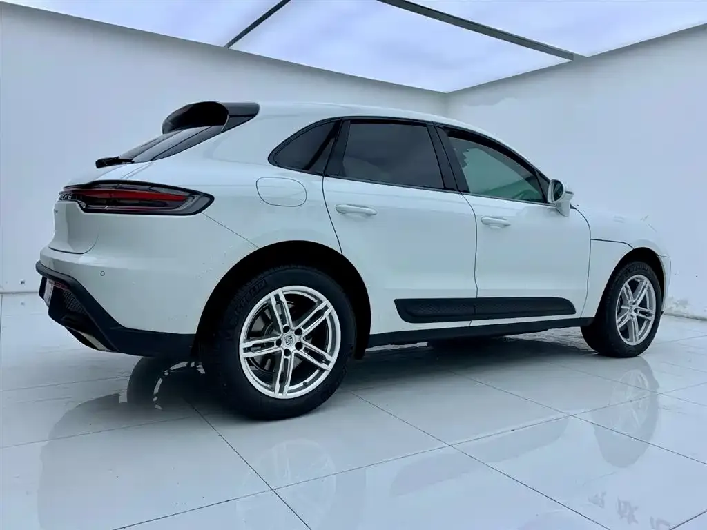 Porsche Macan — фото 7