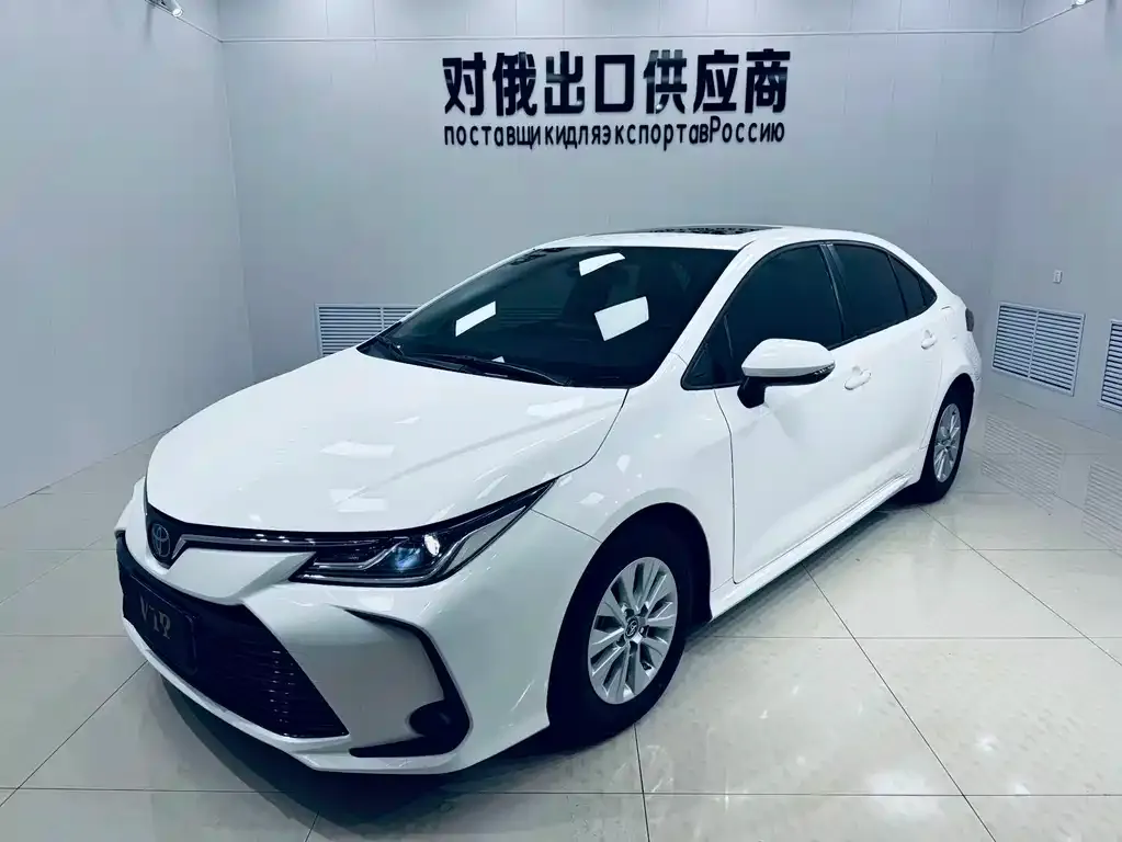 Toyota Corolla — фото 1