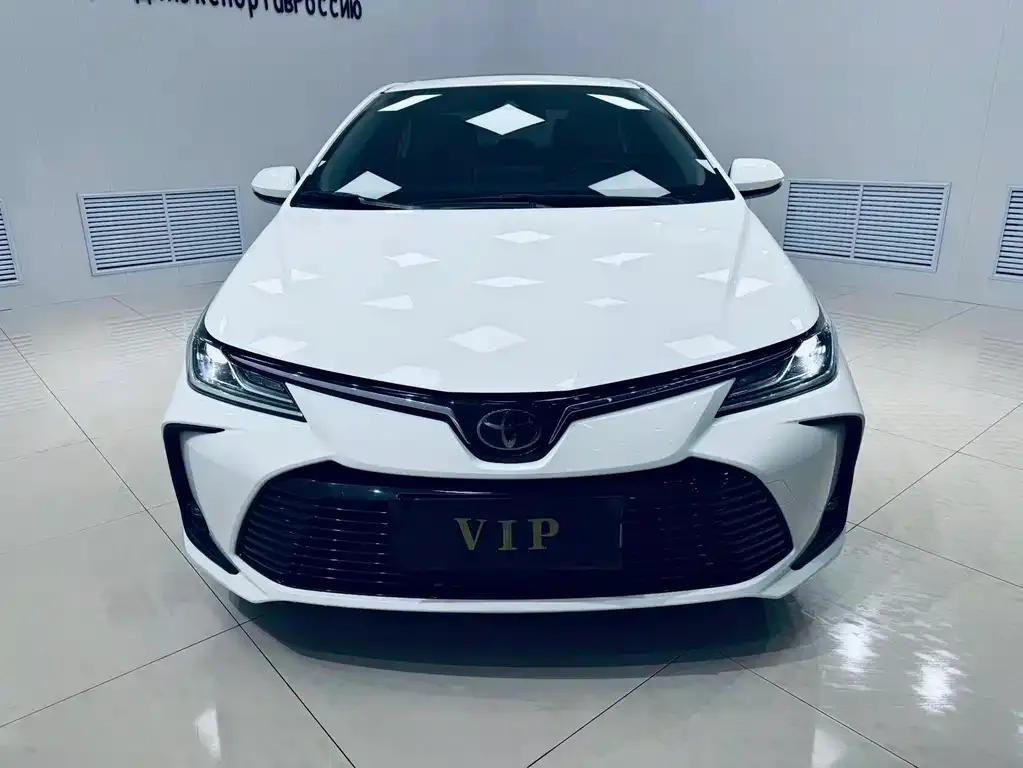 Toyota Corolla — фото 2