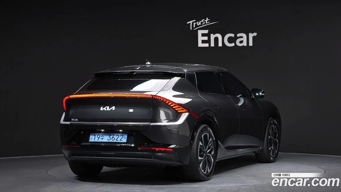 Kia EV6 — фото 9