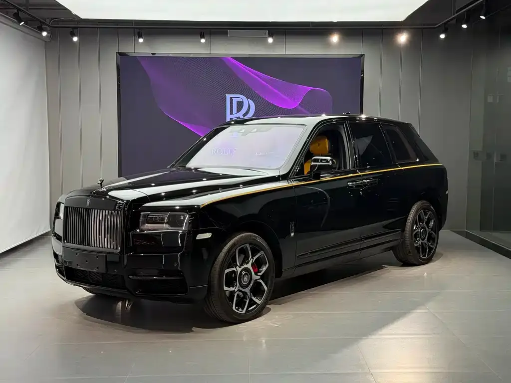 Rolls-Royce Cullinan — фото 1