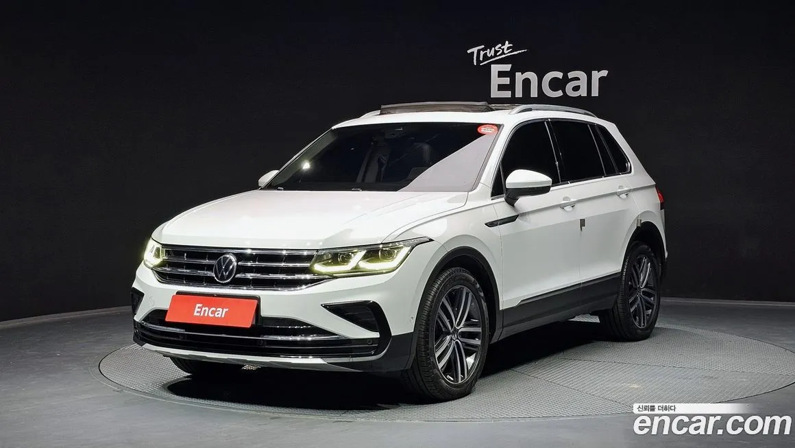 Volkswagen Tiguan — фото 1