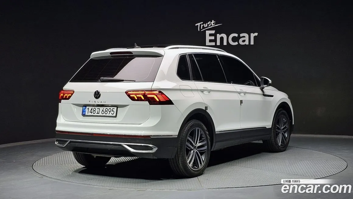 Volkswagen Tiguan — фото 3