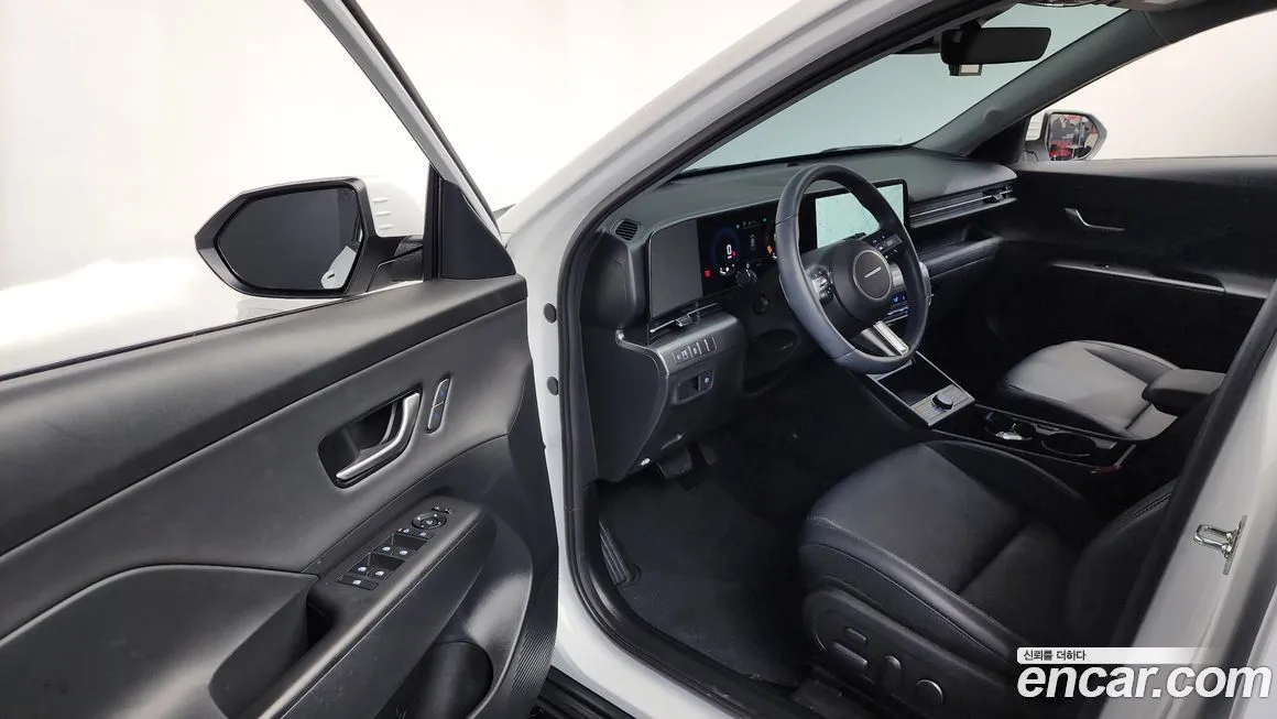 Hyundai Kona — фото 9