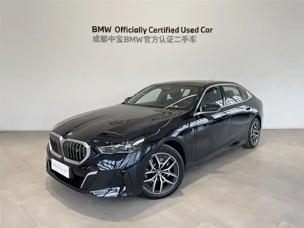 BMW i5 — фото 1