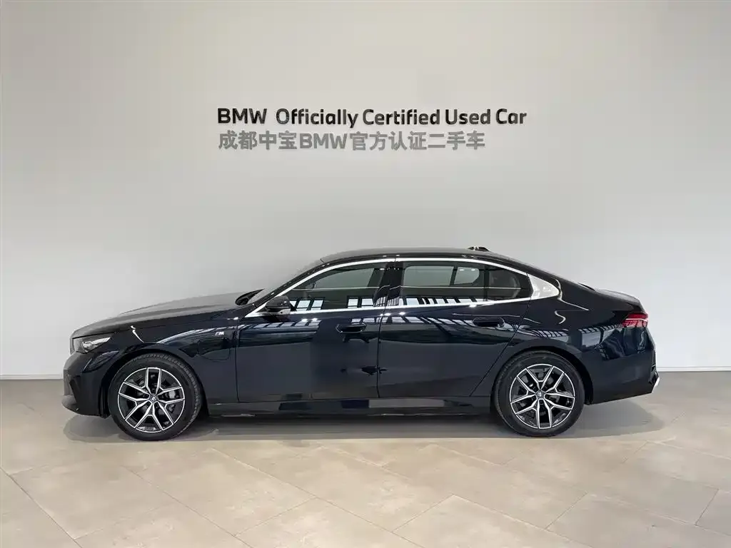 BMW i5 — фото 4