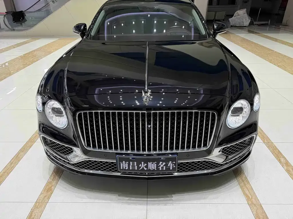 Bentley Flying Spur — фото 7
